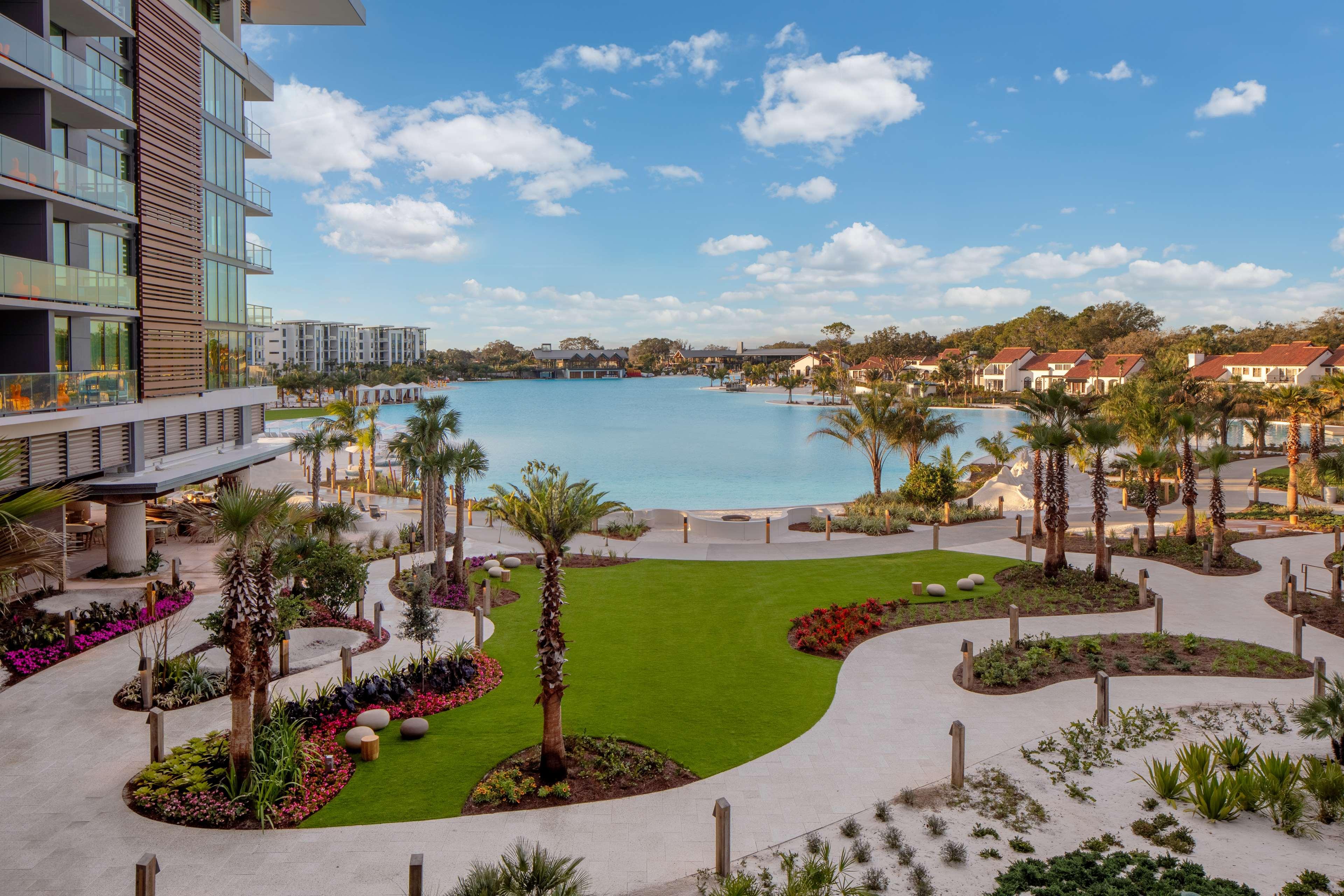 Conrad Orlando Hotel Exterior photo